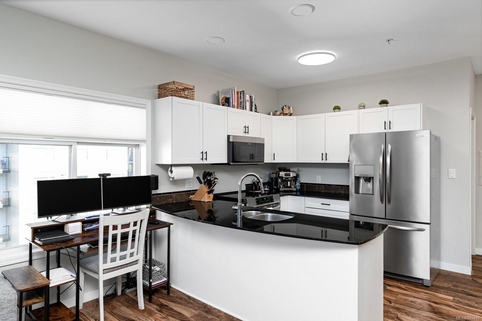 821 Goldstream Ave # 407