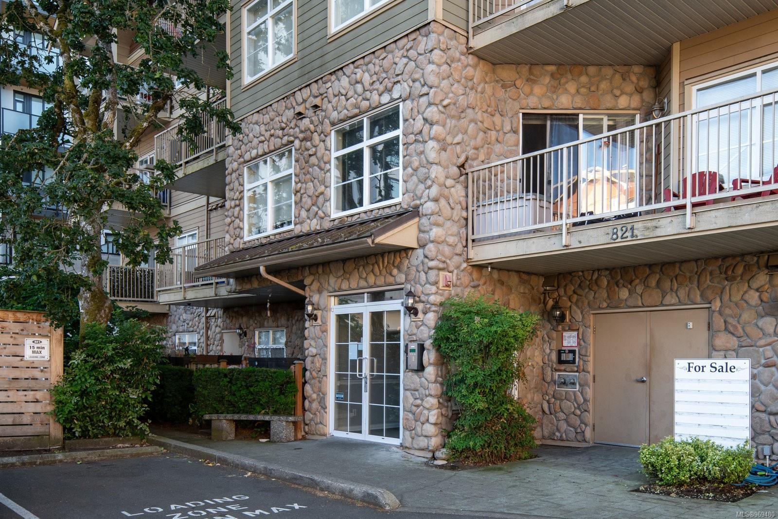 821 Goldstream Ave # 407