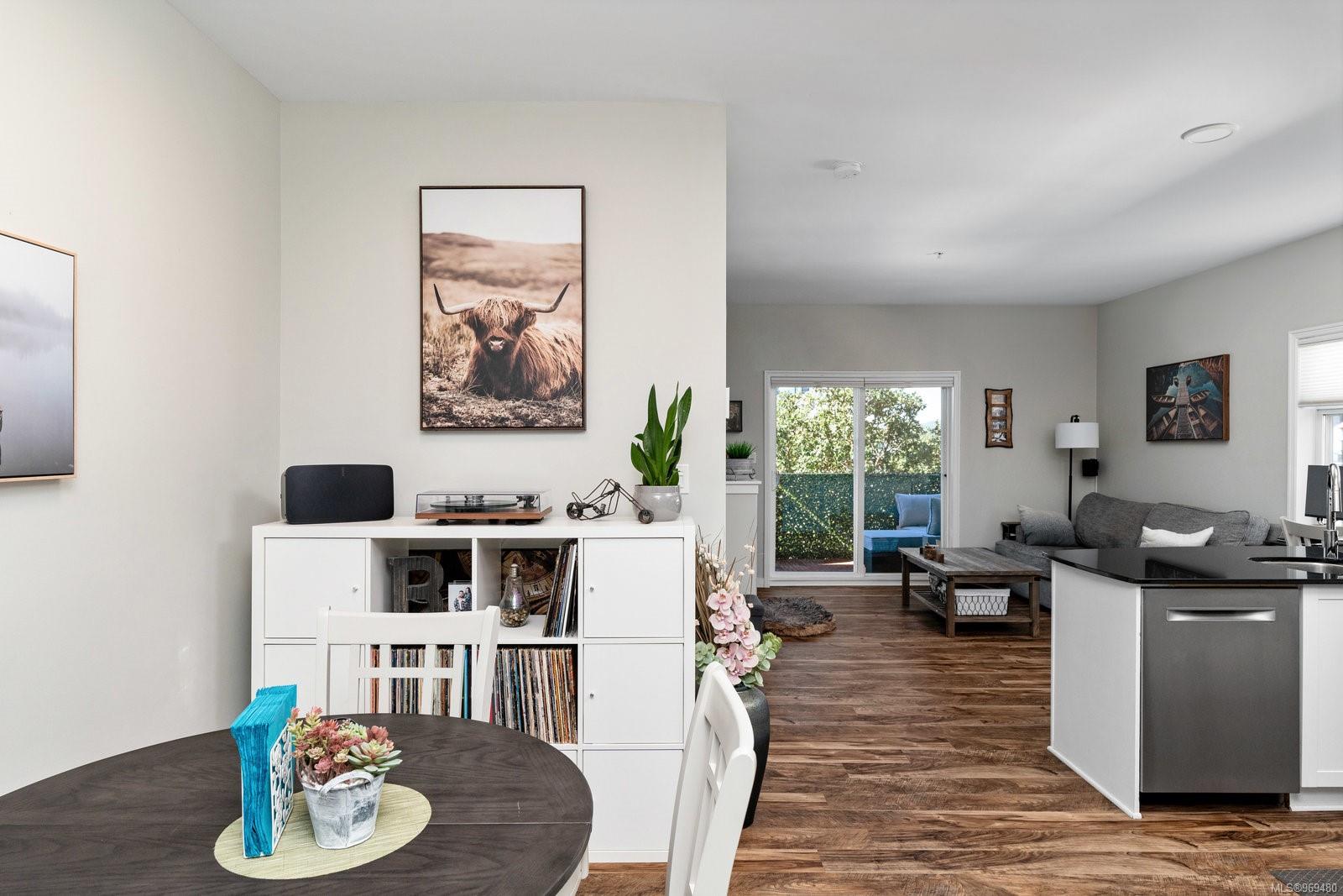 821 Goldstream Ave # 407