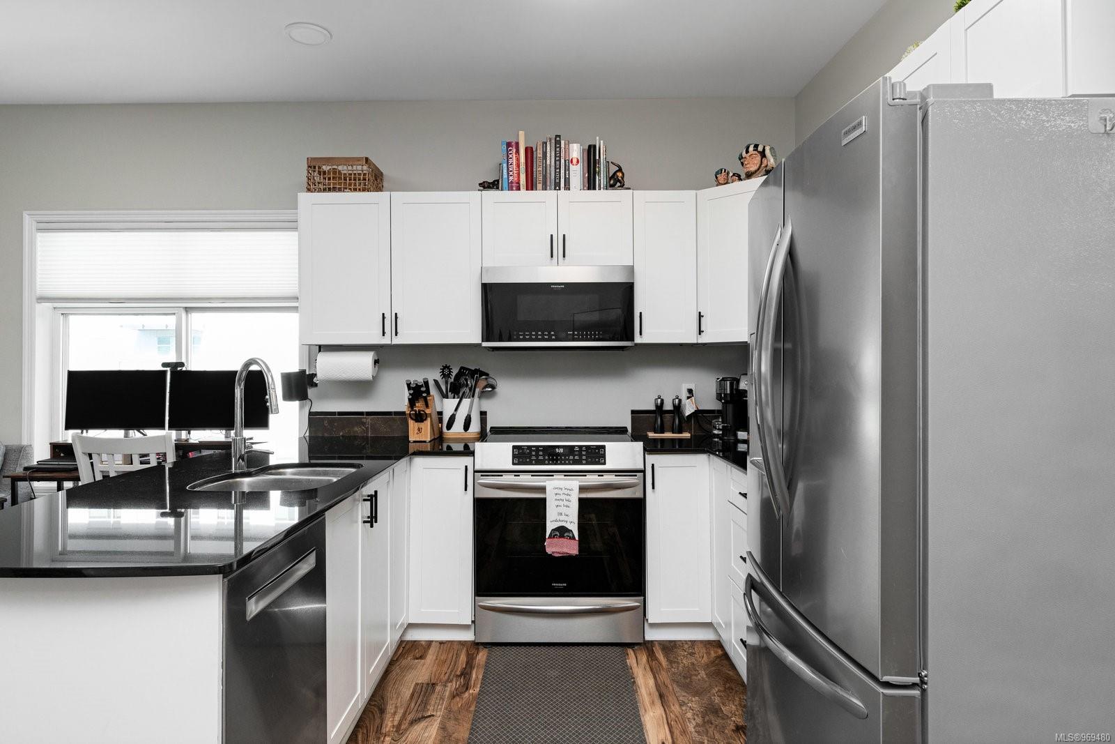 821 Goldstream Ave # 407