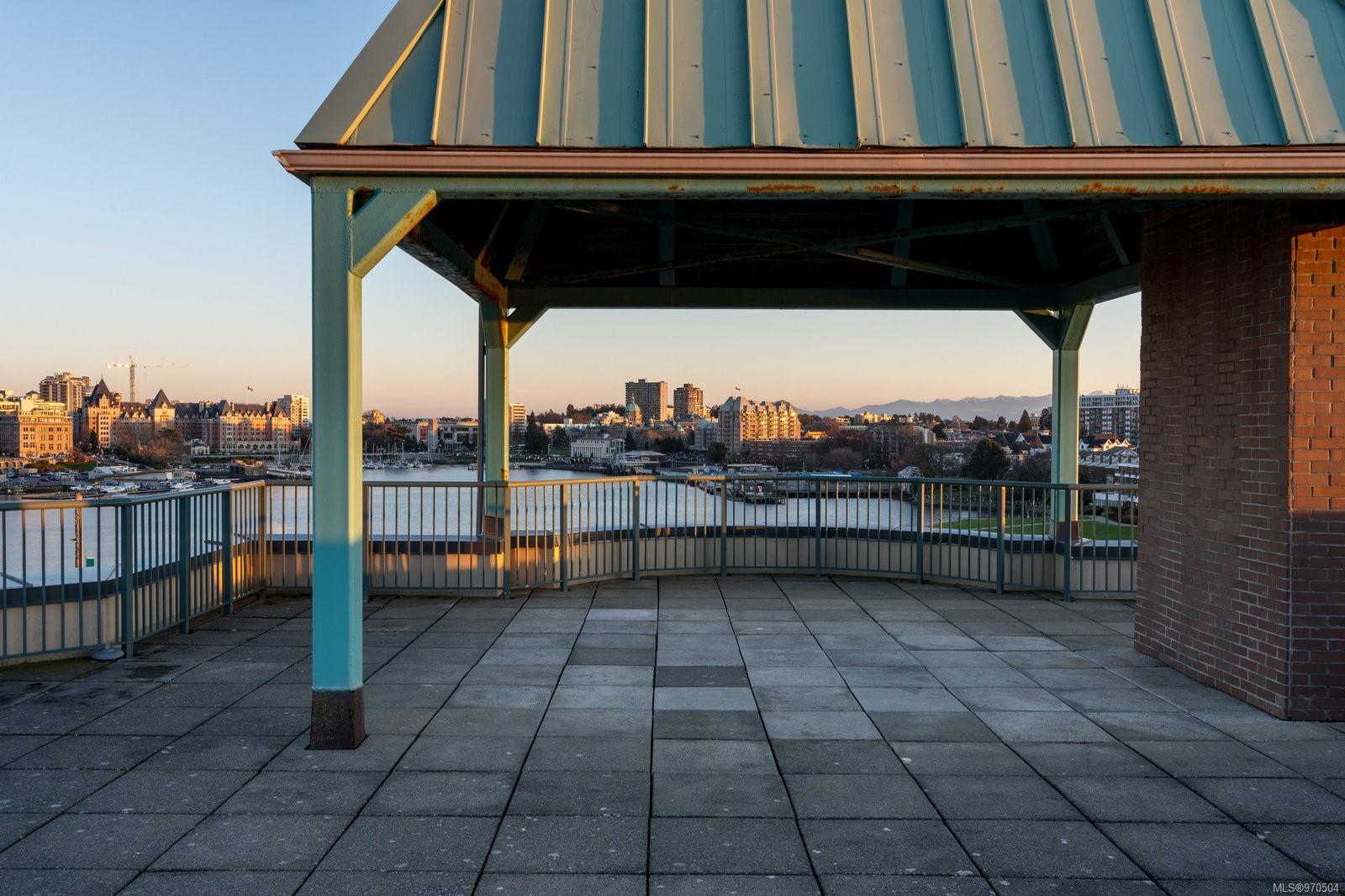 50 Songhees Rd # 621