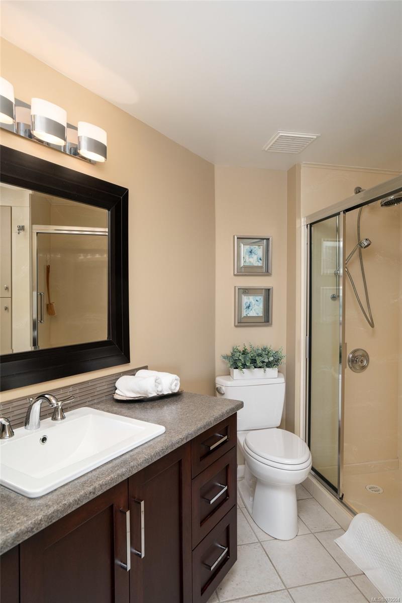 50 Songhees Rd # 621