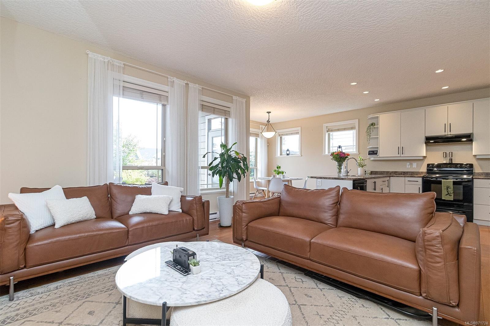 6591 Arranwood Dr # 112