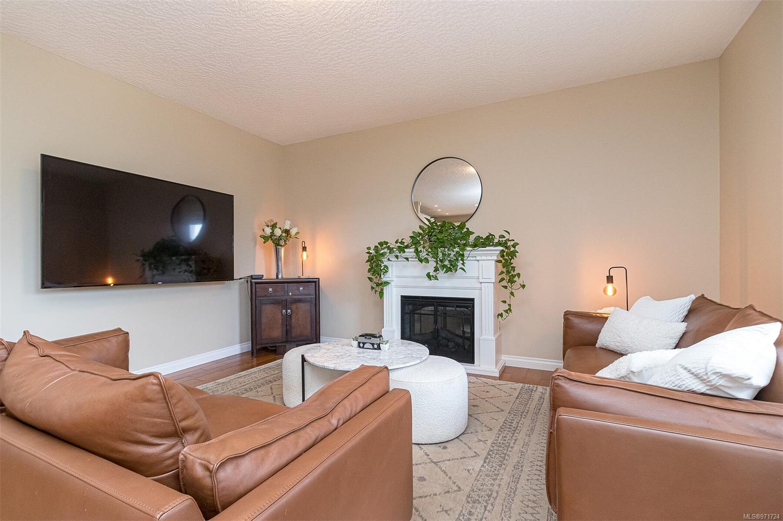 6591 Arranwood Dr # 112