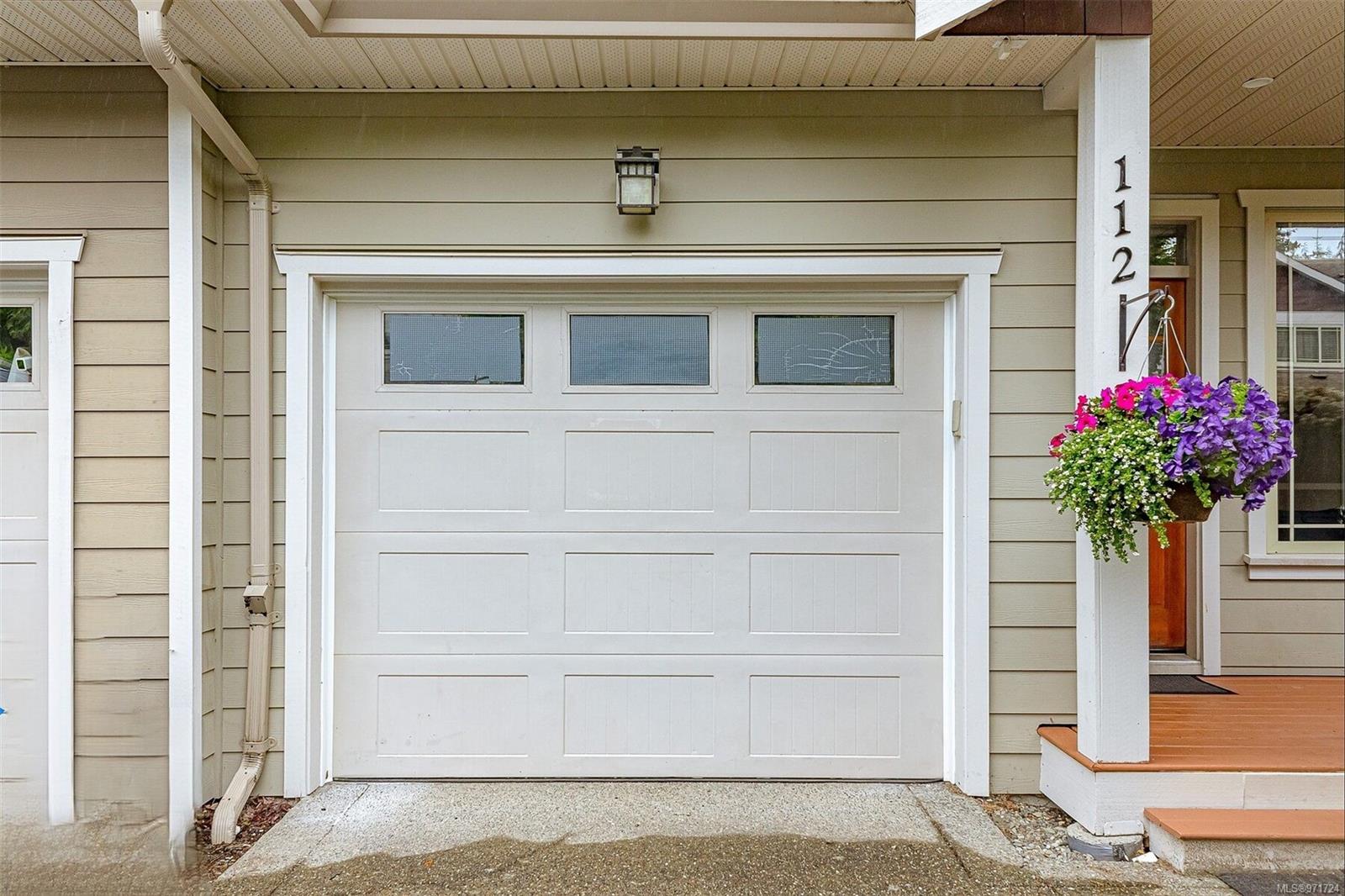 6591 Arranwood Dr # 112