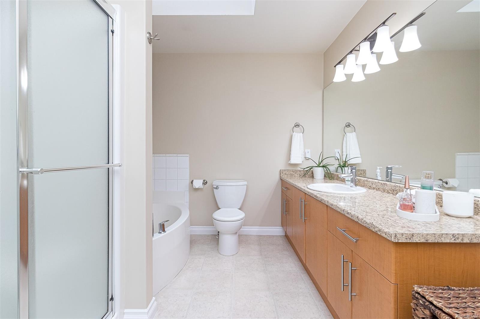 6591 Arranwood Dr # 112