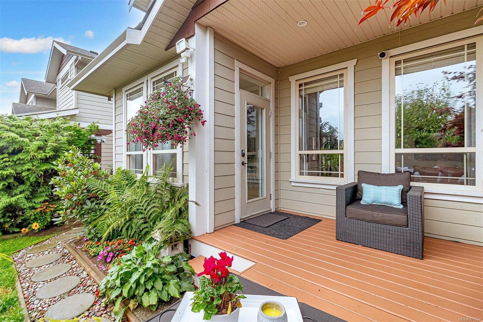 6591 Arranwood Dr # 112