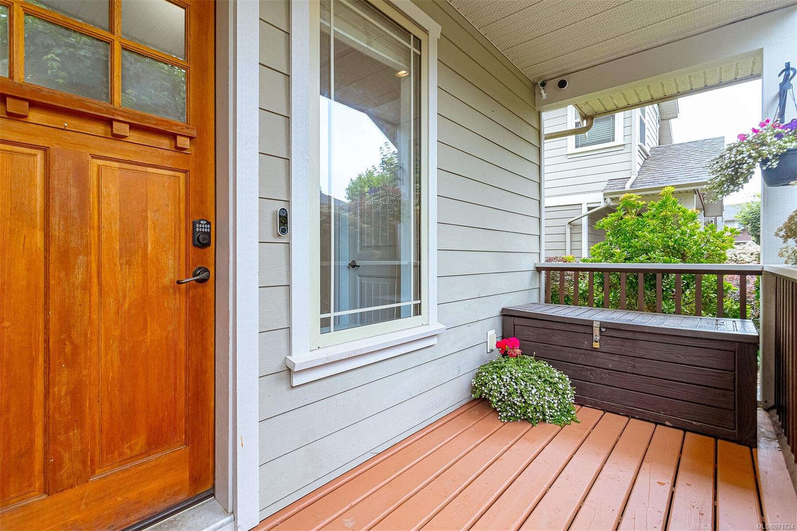 6591 Arranwood Dr # 112