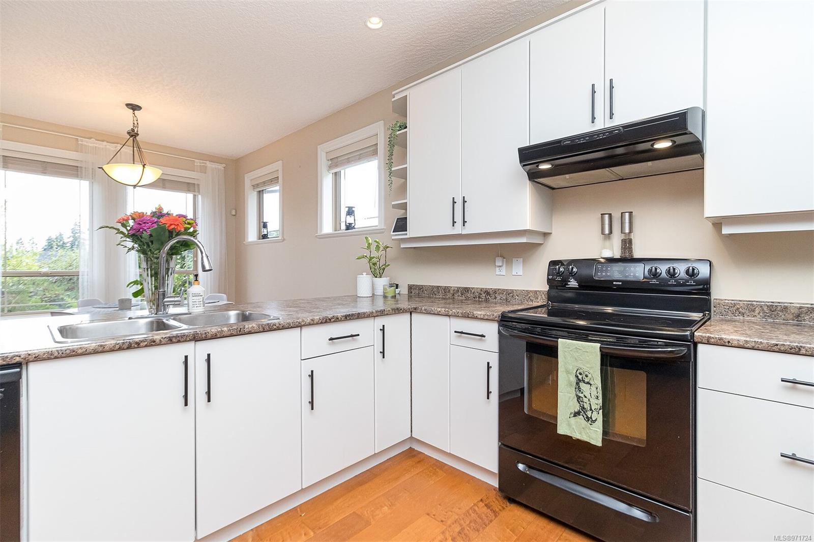 6591 Arranwood Dr # 112