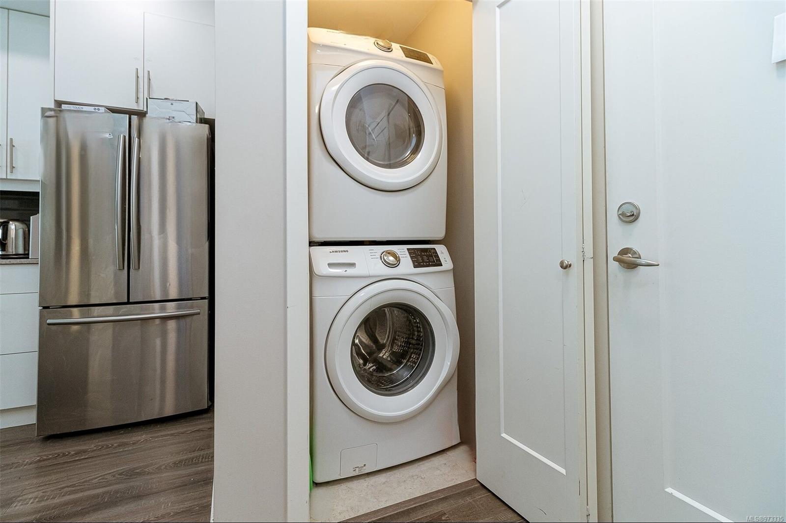 1020 Inverness Rd # 202