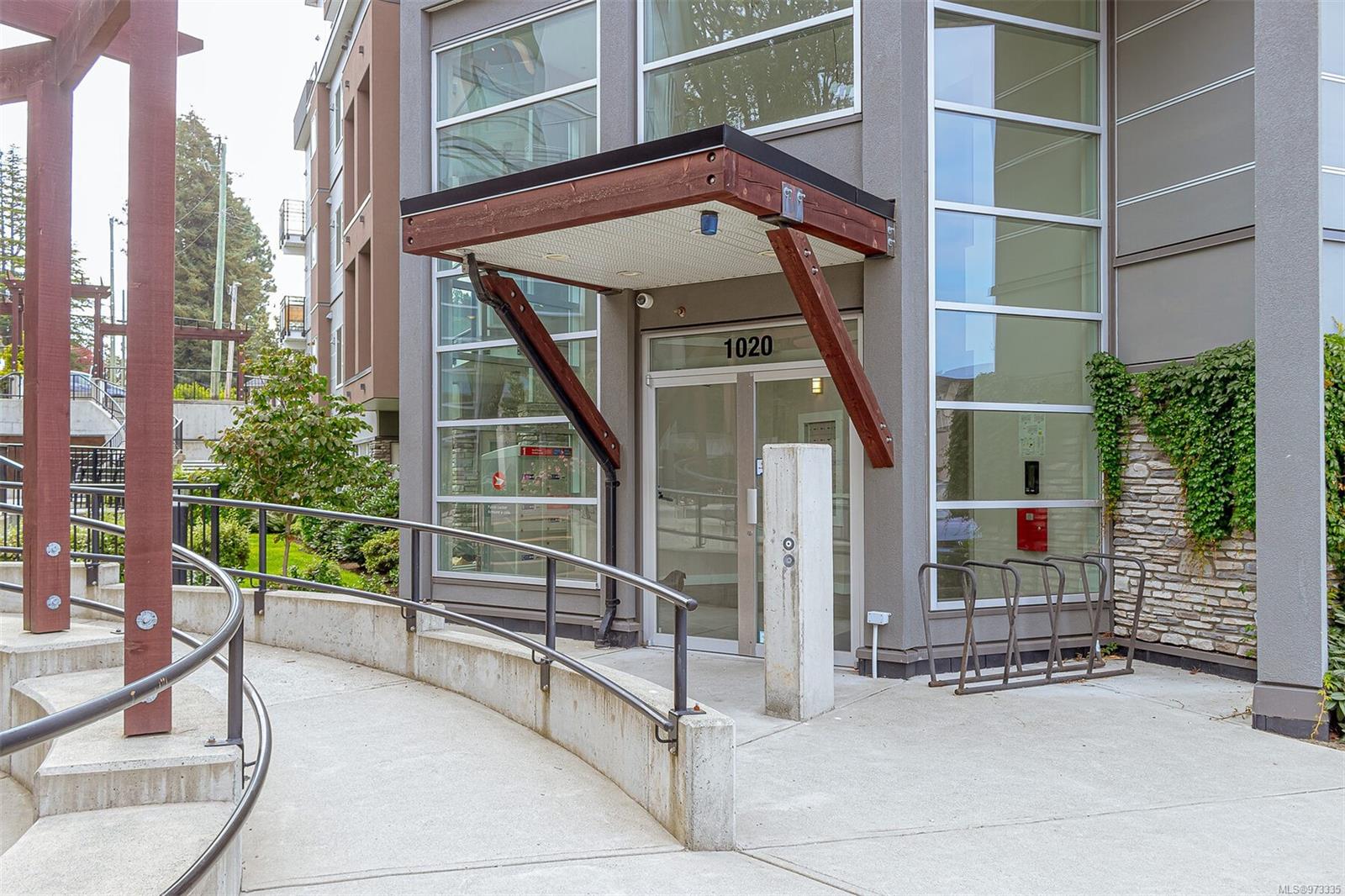 1020 Inverness Rd # 202