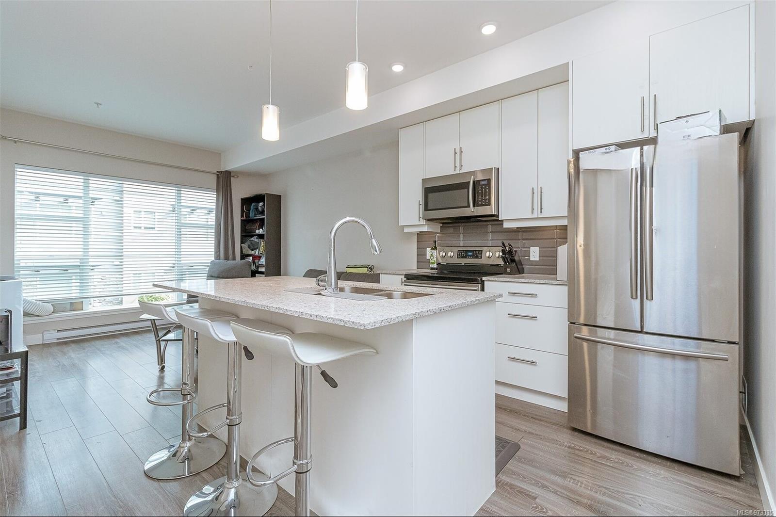 1020 Inverness Rd # 202