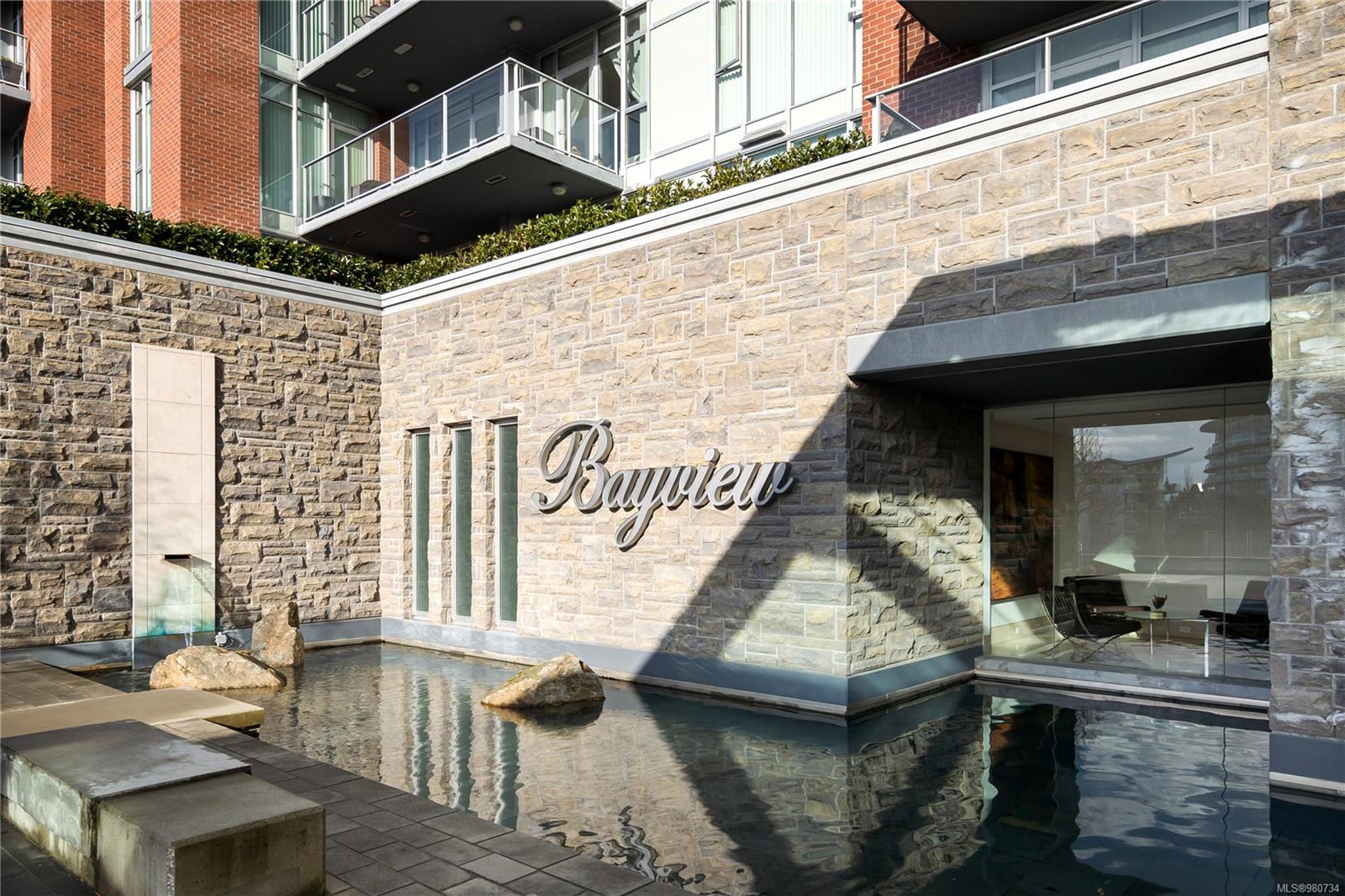 100 Saghalie Rd Unit: TH3