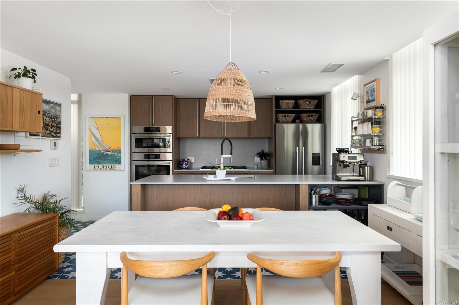 100 Saghalie Rd Unit: TH3