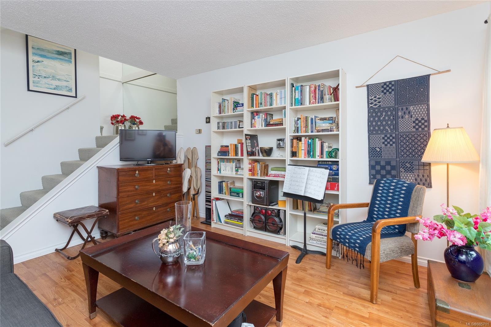 50 Montreal St # 9