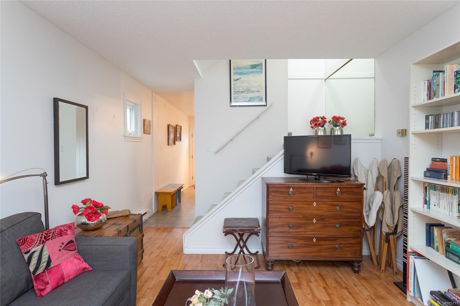 50 Montreal St # 9