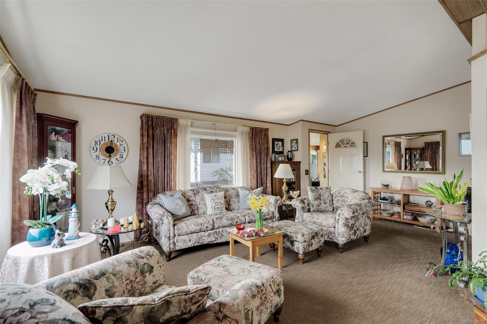 7701 Central Saanich Rd Unit: 25