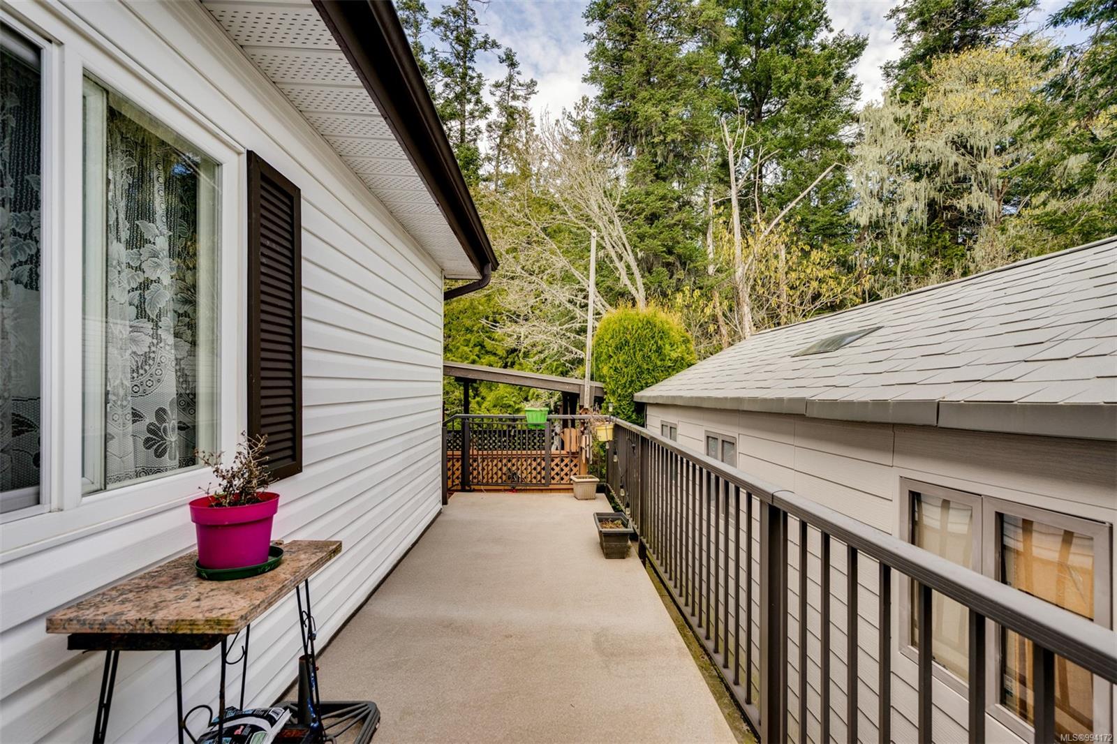 7701 Central Saanich Rd Unit: 25