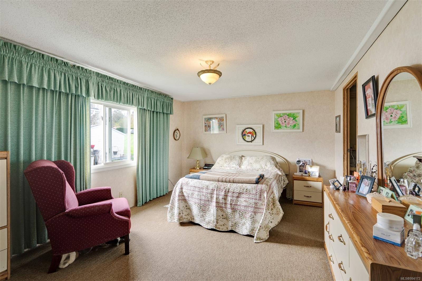 7701 Central Saanich Rd Unit: 25
