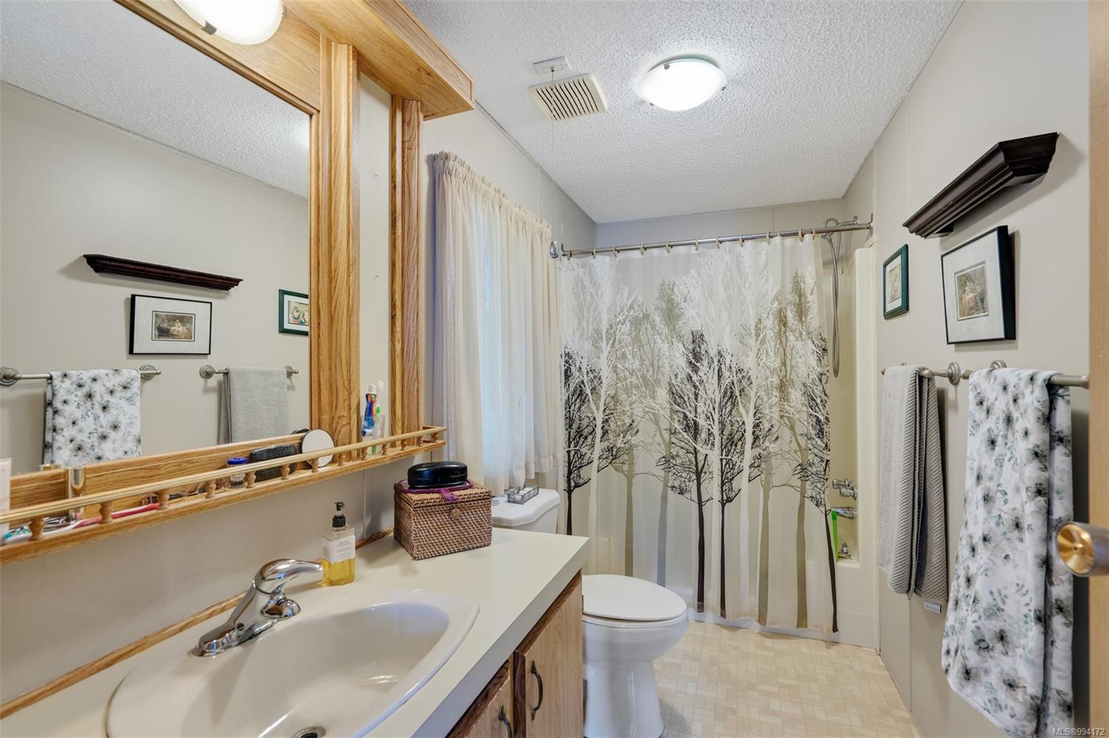 7701 Central Saanich Rd Unit: 25