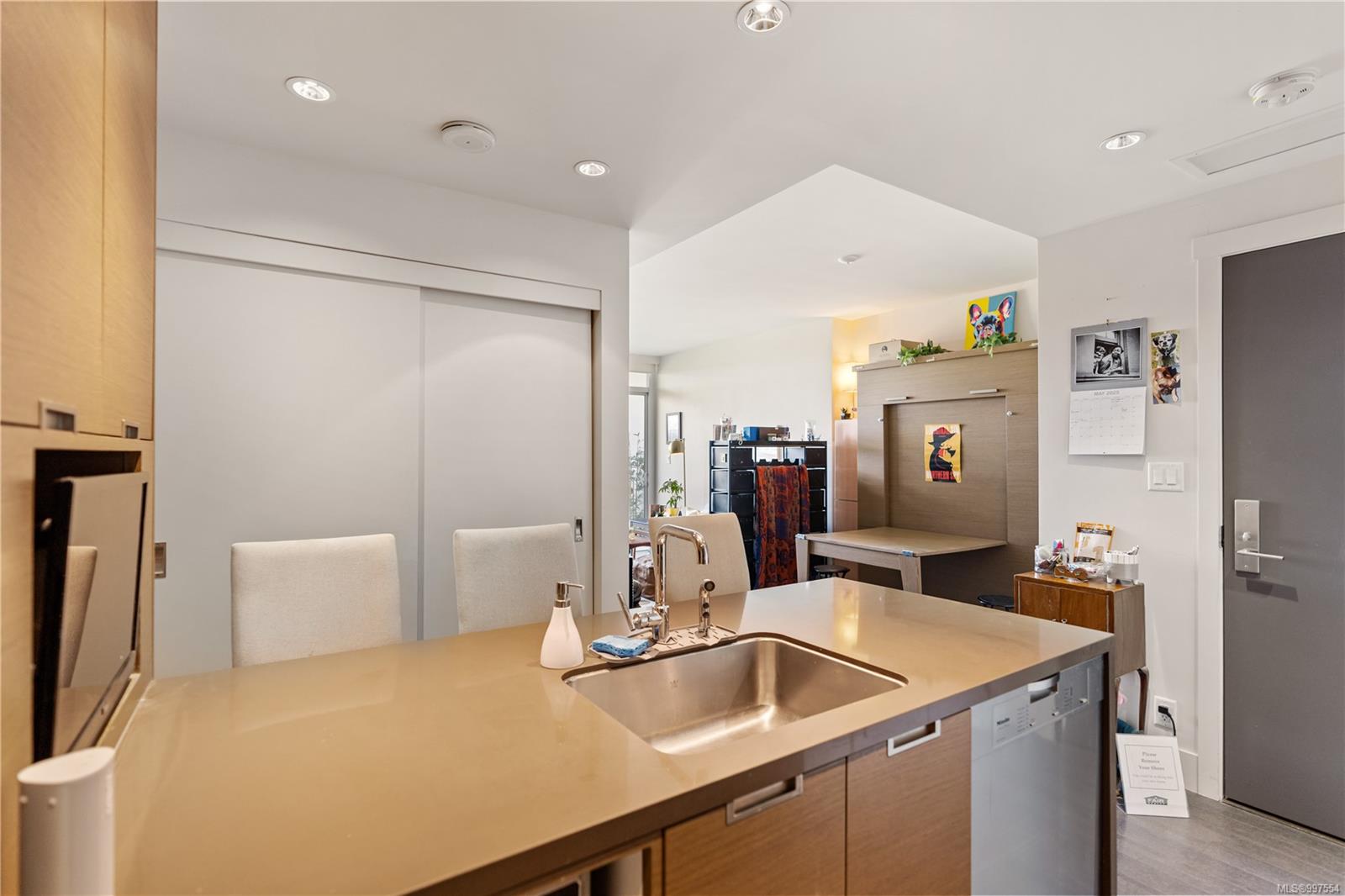 83 Saghalie Rd # 705