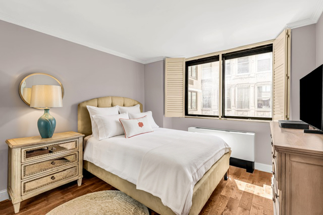 280 Park Avenue S 8D
