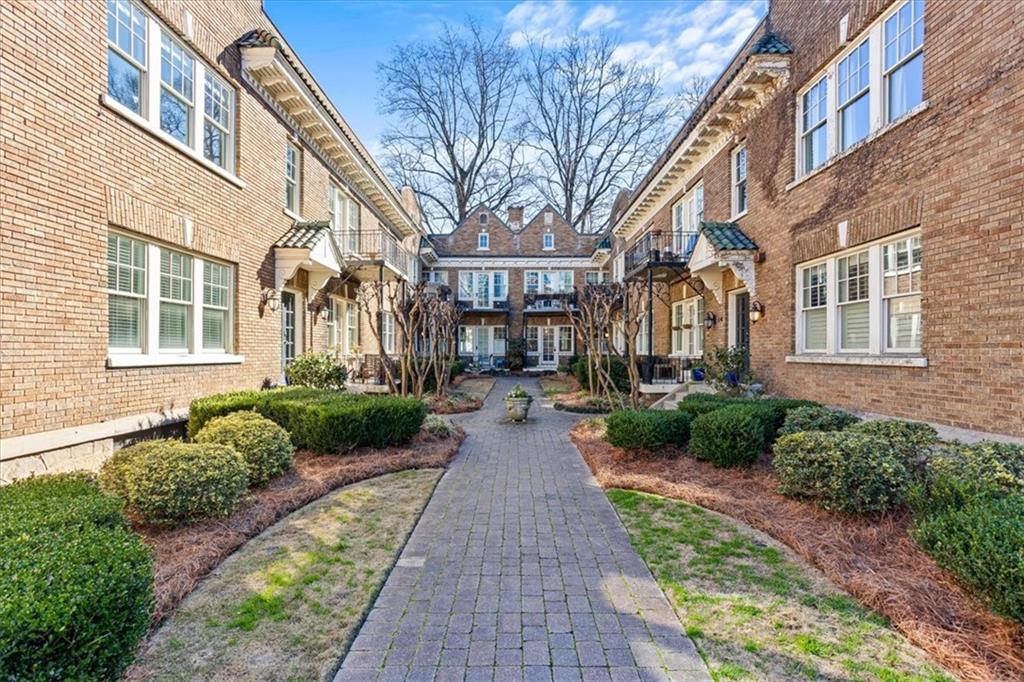 907 Piedmont Avenue NE Unit 15