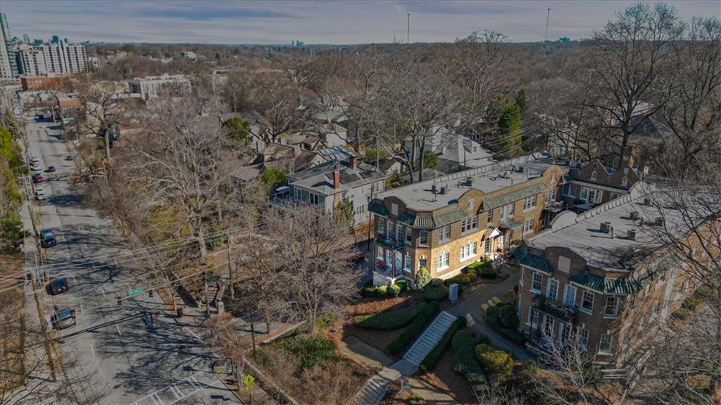 907 Piedmont Avenue NE Unit 15