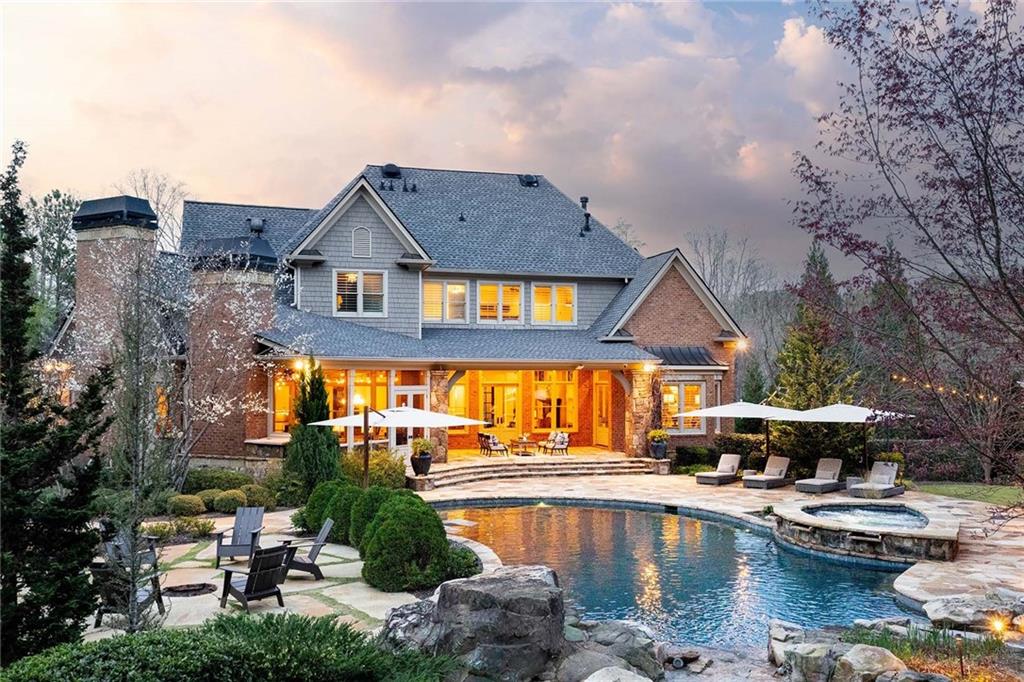 835 Foxhollow Run