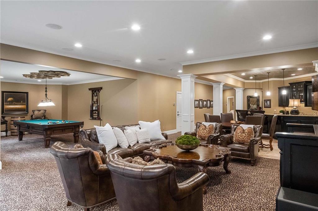 835 Foxhollow Run