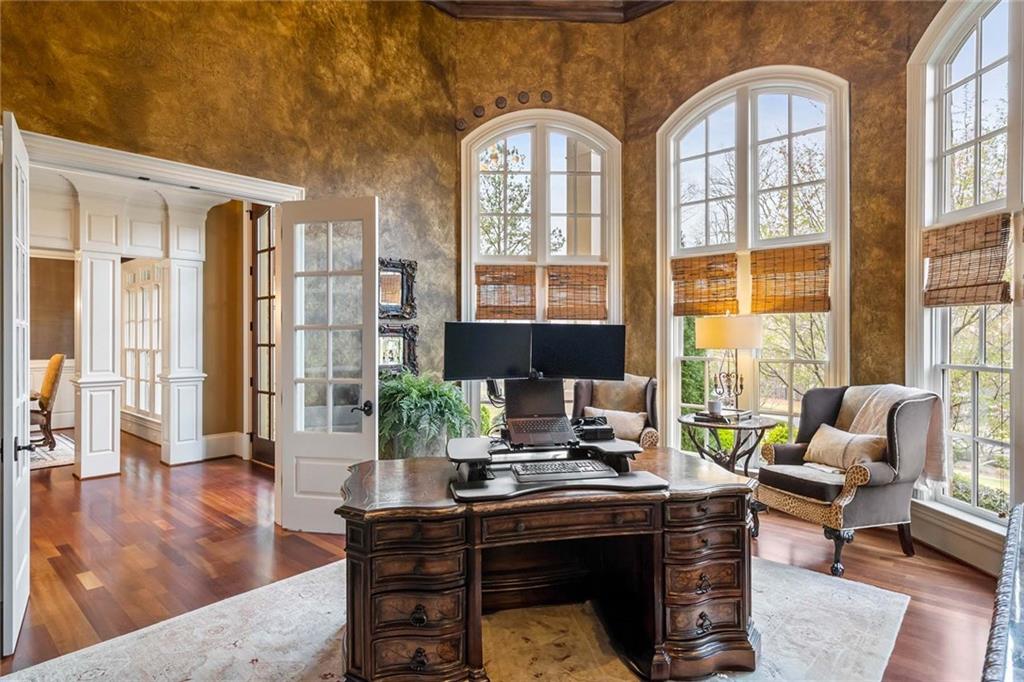 835 Foxhollow Run