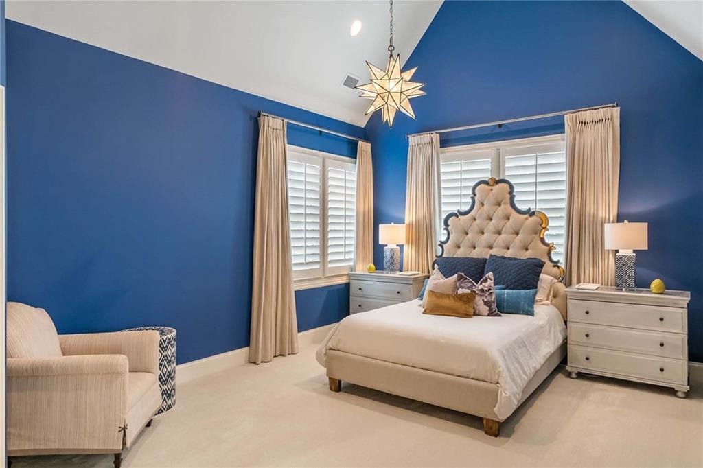 835 Foxhollow Run