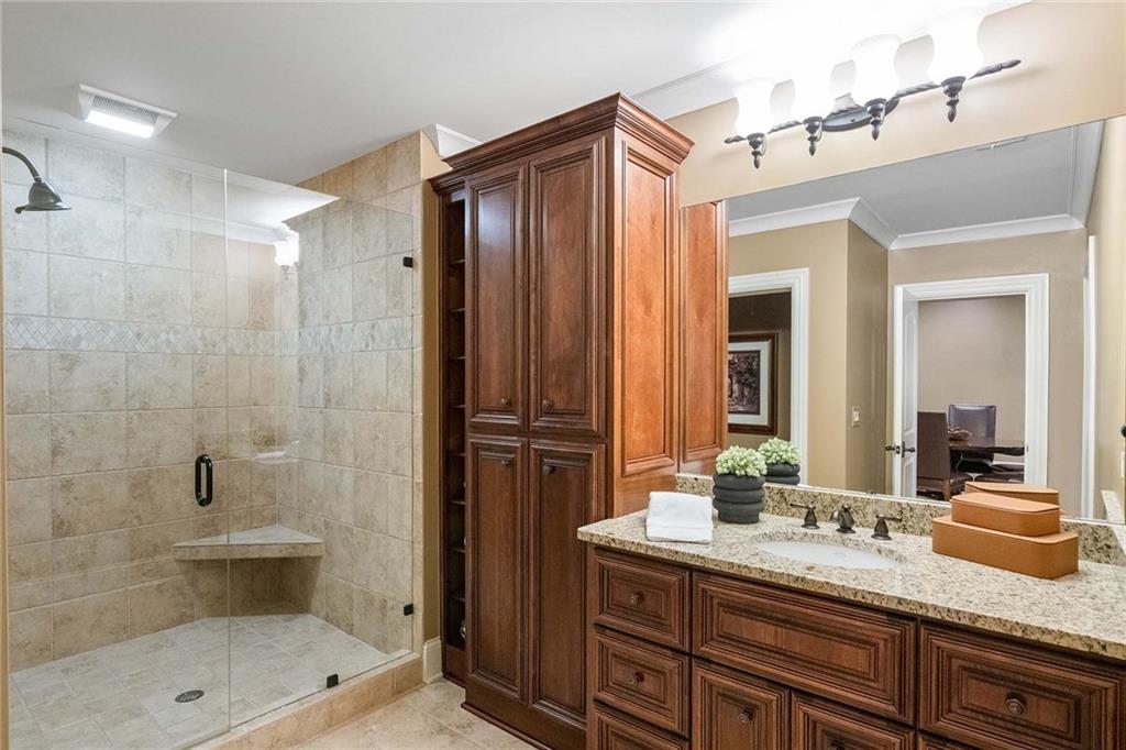 835 Foxhollow Run