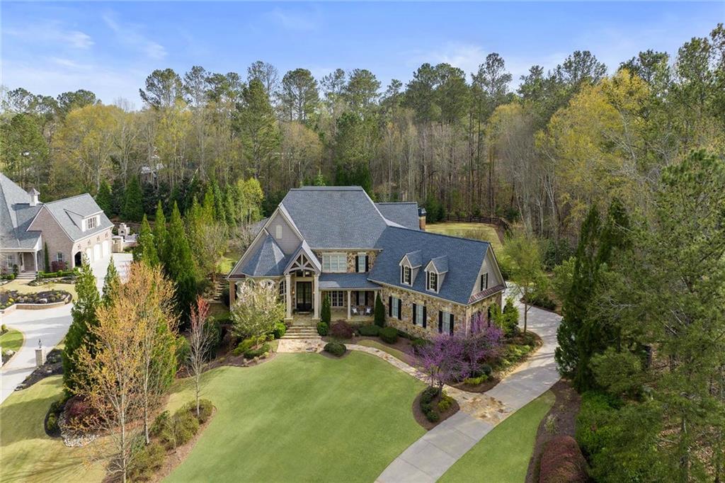 835 Foxhollow Run