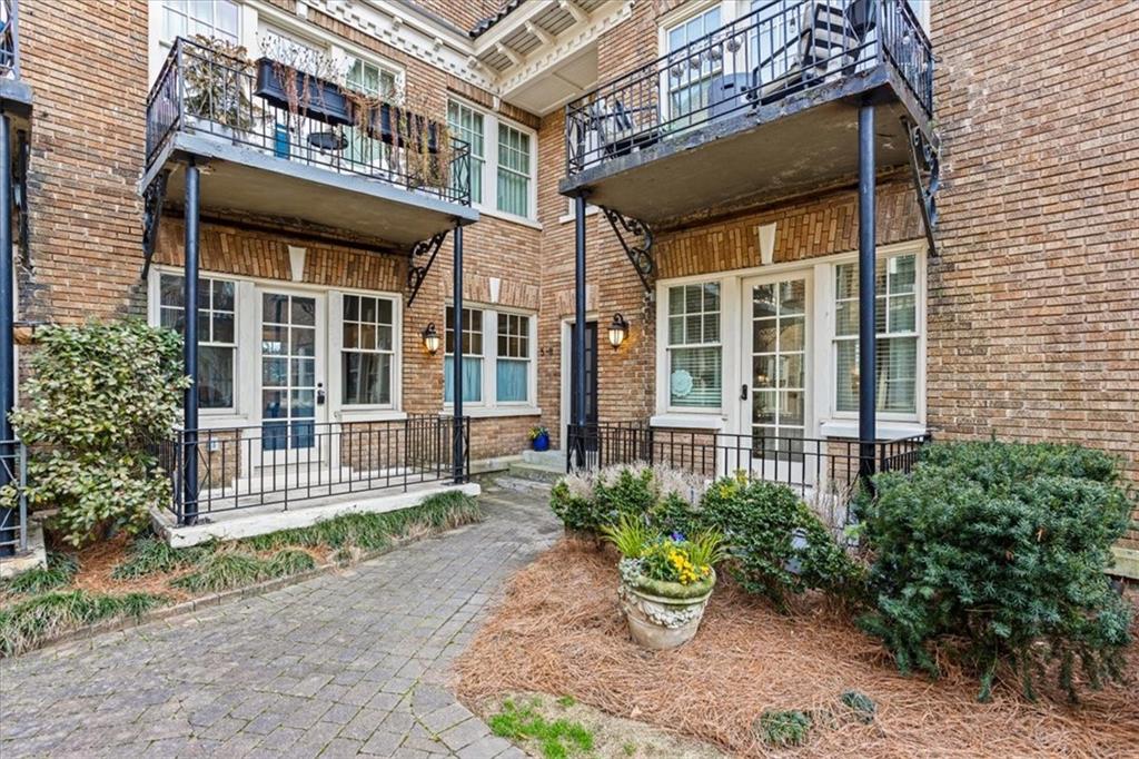 907 Piedmont Avenue NE Unit 5
