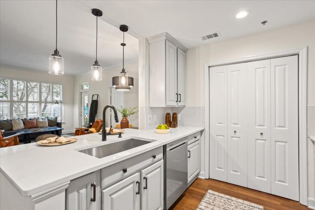1101 Juniper Street NE Unit 59