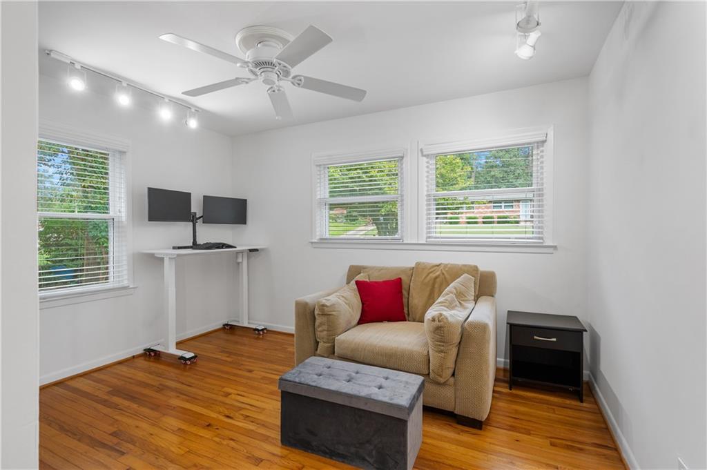 1010 Greenbriar Circle