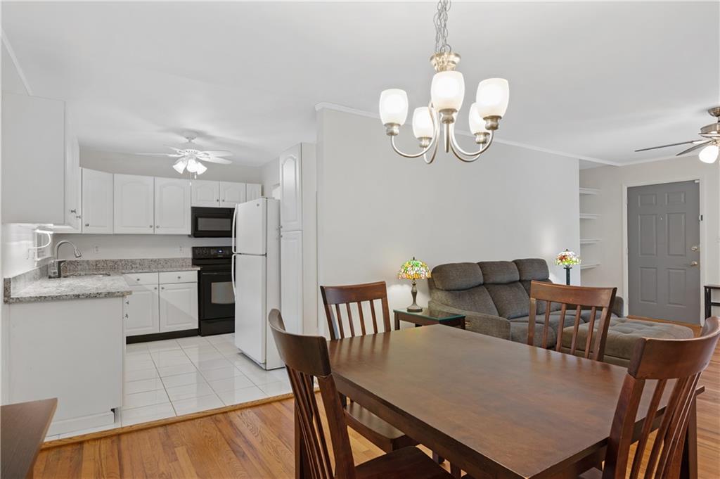 1010 Greenbriar Circle