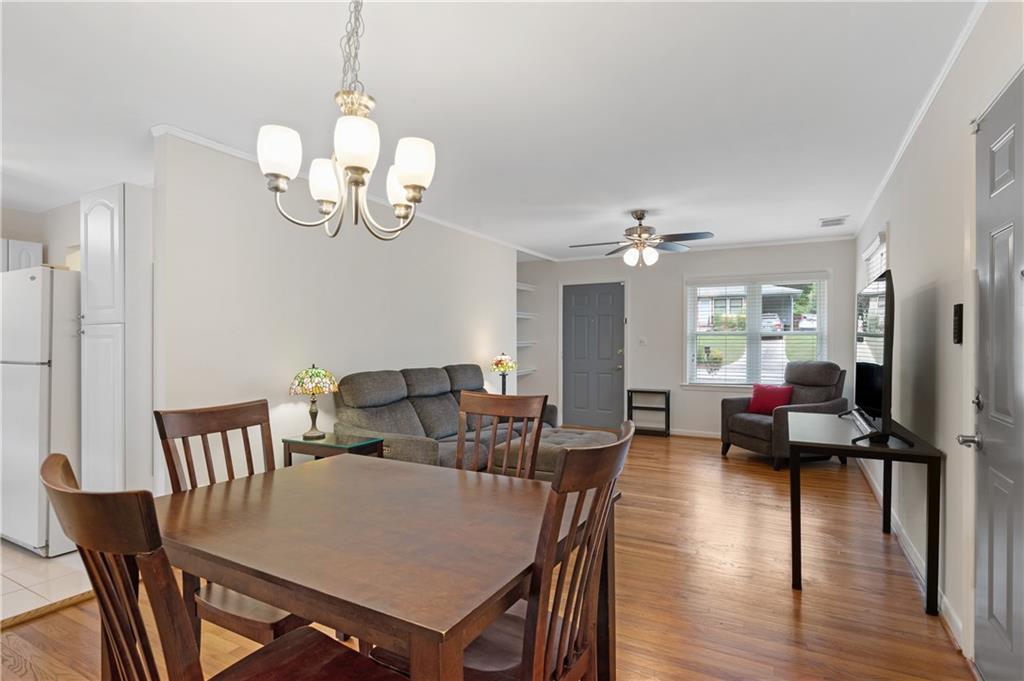 1010 Greenbriar Circle
