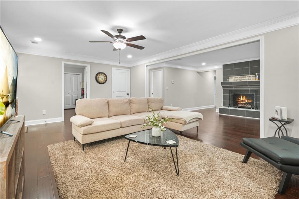 2115 Tudor Castle Circle