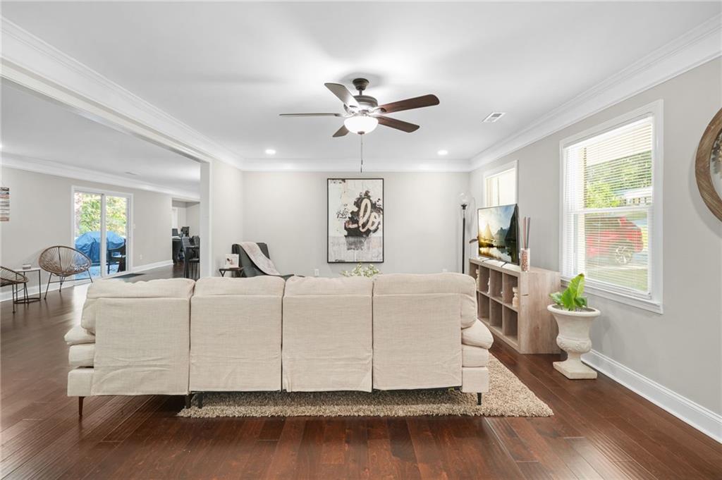 2115 Tudor Castle Circle
