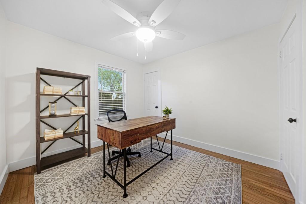 2796 Georgian Drive W