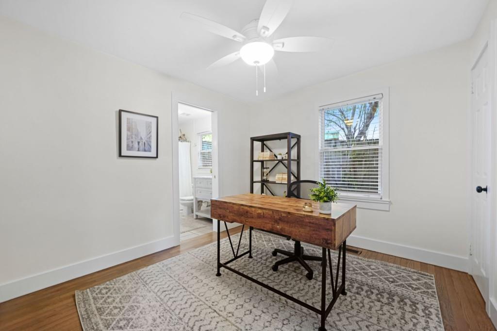 2796 Georgian Drive W