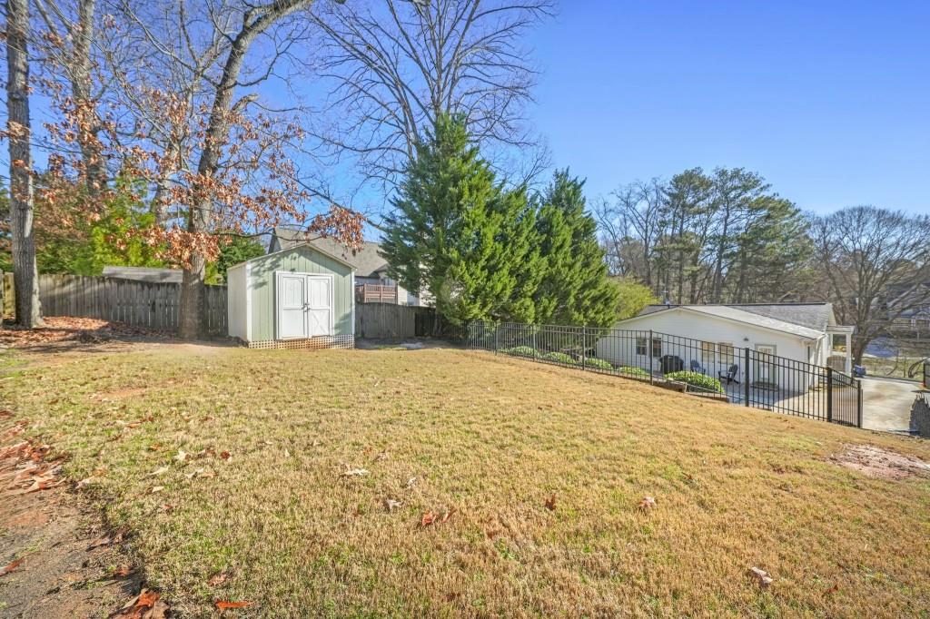 2796 Georgian Drive W