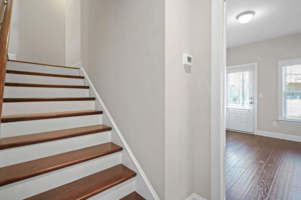 4121 Barry Place