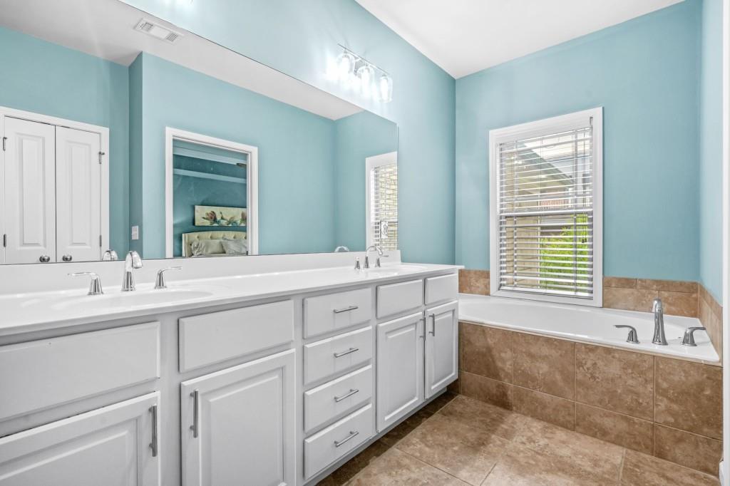 2292 W Village Junction Way SE