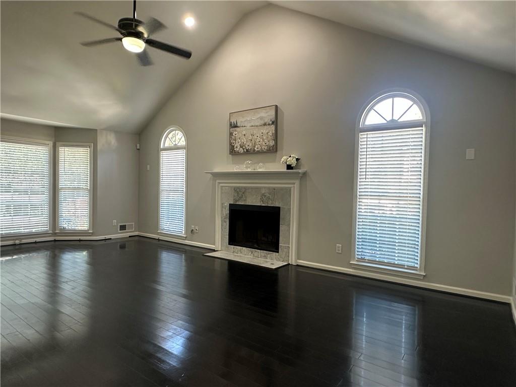 1157 Alexandria Court NE