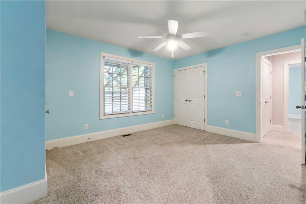 817 Highland Terrace NE