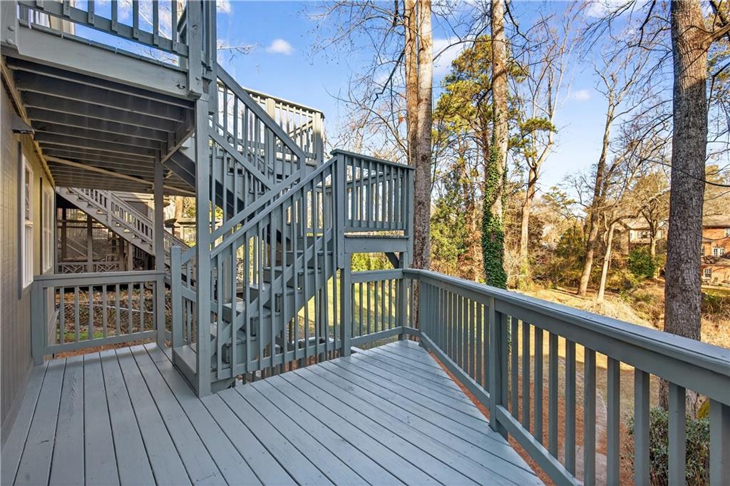 1404 Tugaloo Drive NE