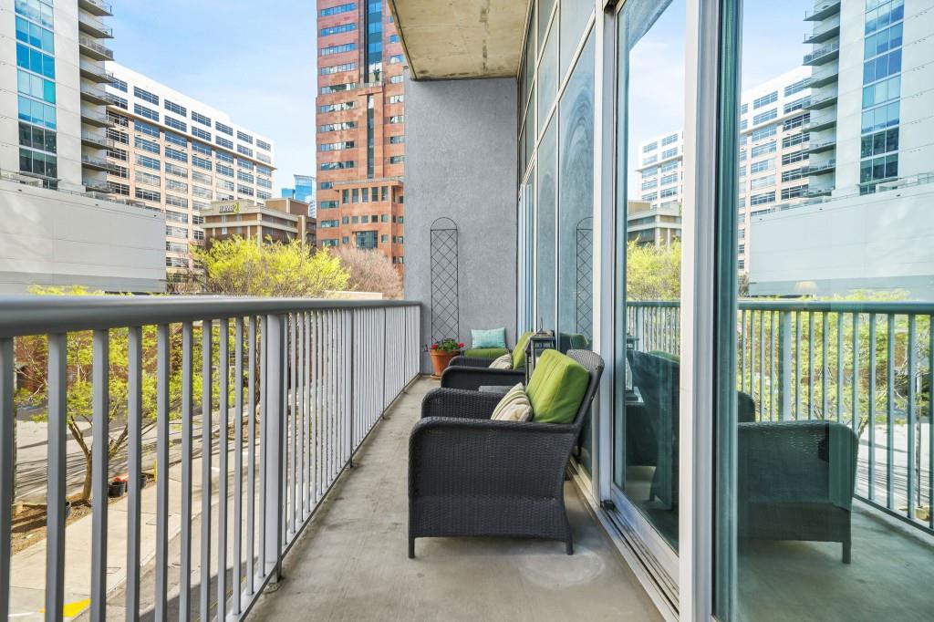44 Peachtree Place NW Unit 525